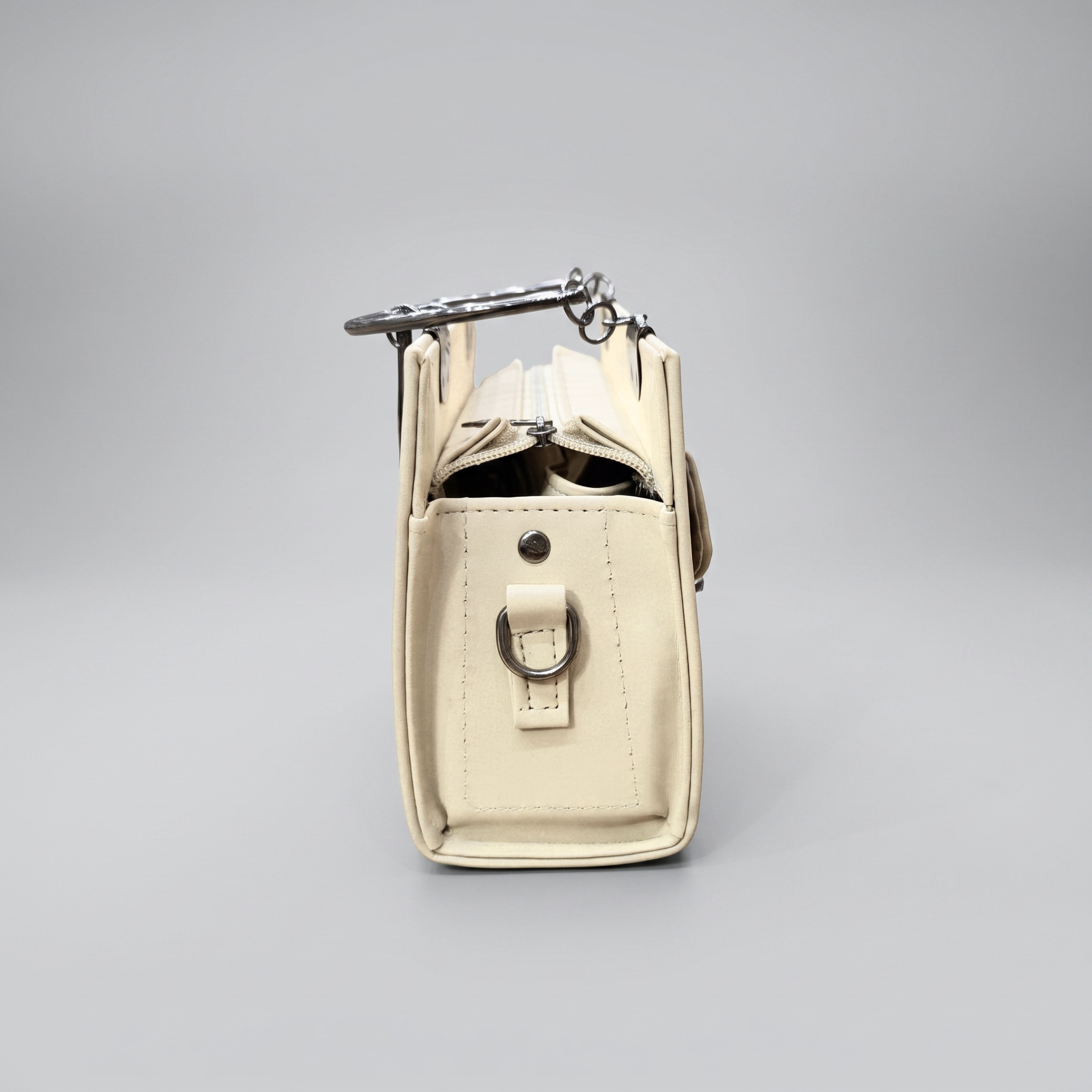 Classic Pocket Handbag