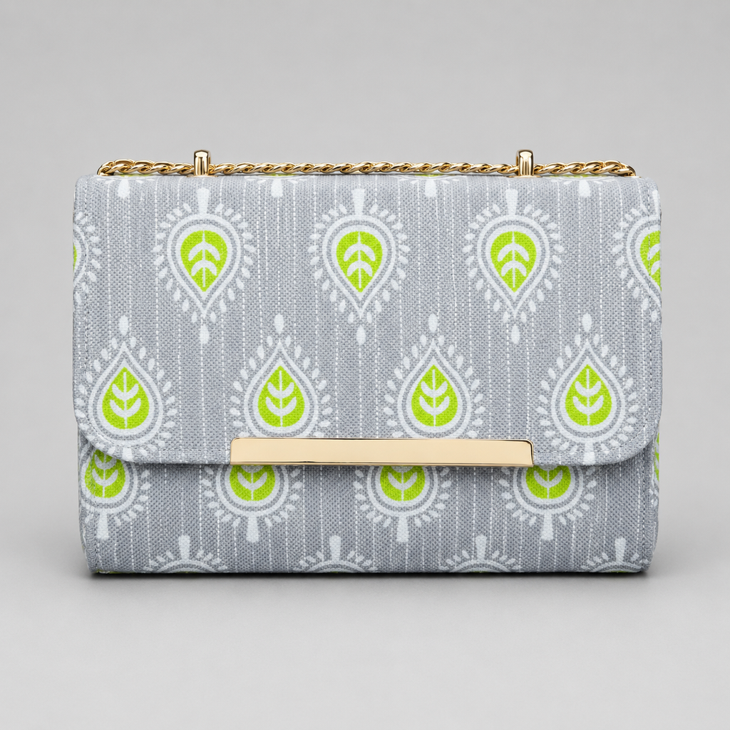 Ethnic Chain Clutch